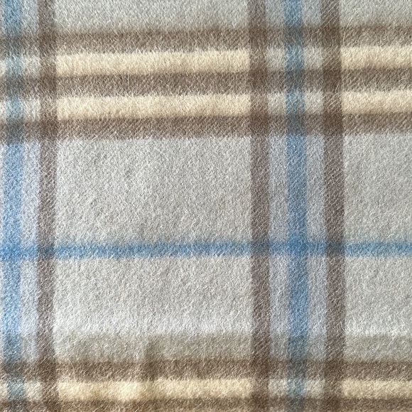 Egon von Furstenburg wool cashmere scarf - Picture 5 of 5